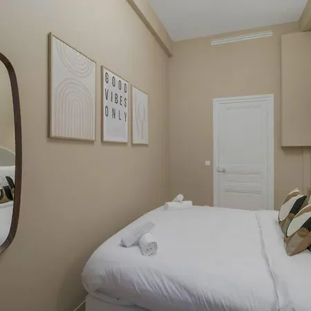 Apartment 4pers#1bedroom#victor Hugo#arc De Triomphe Paris
